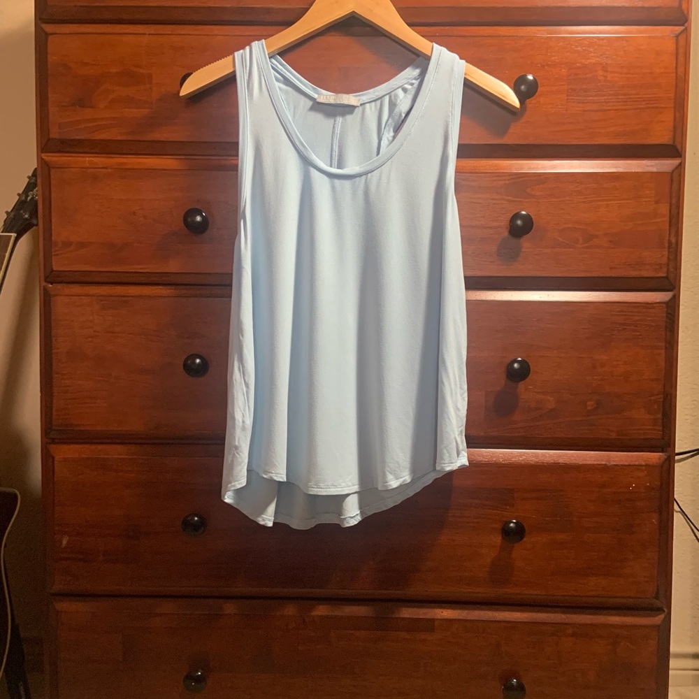 ILTM - athletic tank top - small - blue